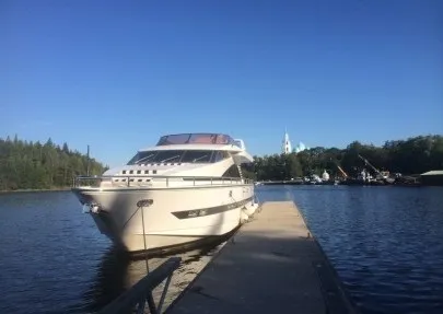 Весілля на яхті в Харкові, весільна прогулянка від швартується (весілля) Весілля на яхті в Харкові, весільна прогулянка від швартується