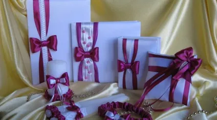 Весільний декор своїми руками ідеї оформлення залу і створення запрошень (40 фото) (весільний) Весільний декор своїми руками ідеї оформлення залу і створення запрошень (40 фото)