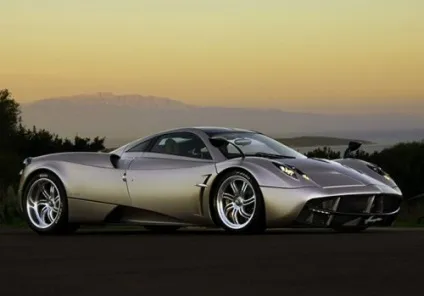 Суперкар pagani huayrа