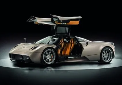 Суперкар pagani huayrа