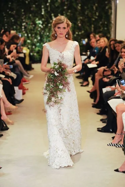 Весільні сукні carolina herrera нова колекція 2016 (herrera) Весільні сукні carolina herrera нова колекція 2016
