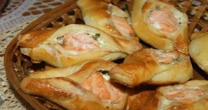 Розтягаї з куркою - домашні рецепти