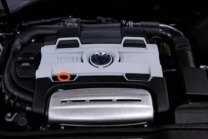 Тест-драйв vw golf v tsi - статті тест-драйви volkswagen (панелі підсвічується синім) Тест-драйв vw golf v tsi - статті тест-драйви volkswagen