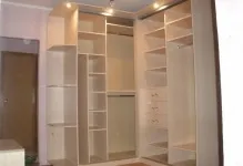 Кутова гардеробна шафа в спальні, фото дизайну кімнати, системи і куточки, проекти для маленьких (спальні) Кутова гардеробна шафа в спальні, фото дизайну кімнати, системи і куточки, проекти для маленьких