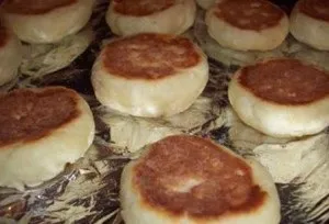 Сирники в духовці покроковий рецепт з фото і відео (градусів ставимо туди форму) Сирники в духовці покроковий рецепт з фото і відео