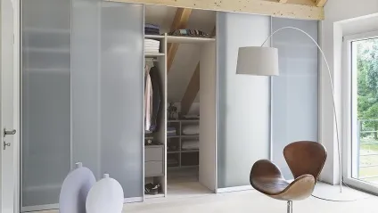Кутова гардеробна шафа в спальні, фото дизайну кімнати, системи і куточки, проекти для маленьких (кутова) Кутова гардеробна шафа в спальні, фото дизайну кімнати, системи і куточки, проекти для маленьких