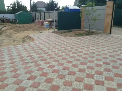 Тротуарна плитка краківський конюшина фото візерунків і варіанти укладання Гжелка (тротуарна) Тротуарна плитка краківський конюшина фото візерунків і варіанти укладання Гжелка