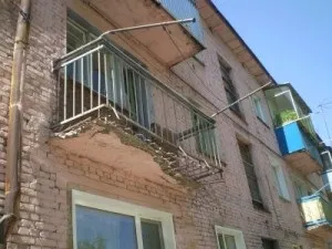 Зміцнення балконної плити