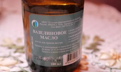 Вазелінове масло для волосся 8 масок і відгуки (масло) Вазелінове масло для волосся 8 масок і відгуки