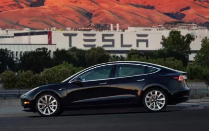У 2018 р вийде «заряджена» версія tesla model 3 (tesla) У 2018 р вийде «заряджена» версія tesla model 3