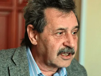 Валютний покер чому владі вигідний дешевий рубль