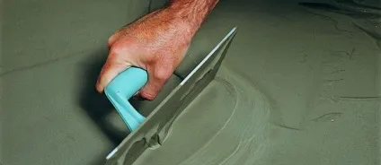 Вирівнююча суміш для підлоги ціна, витрата і заливка (як вирівнювати підлоги самовирівнюється сумішшю) Вирівнююча суміш для підлоги ціна, витрата і заливка