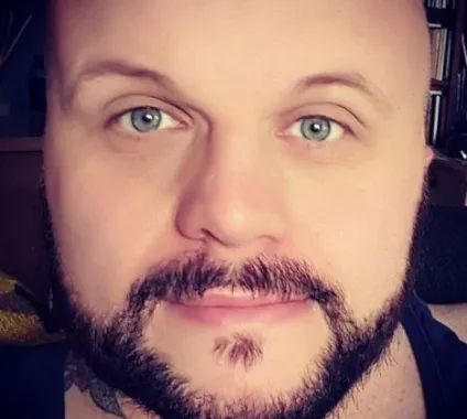 Взагалі я слухаю метал