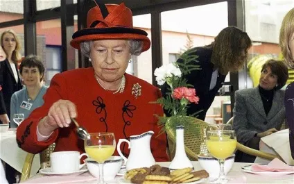 Час пити чай традиція «five o'clock tea»