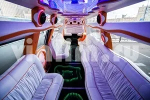 Замовити оренду лімузина на весілля недорого в Москві - прокат авто за доступними цінами (замовлення) Замовити оренду лімузина на весілля недорого в Москві - прокат авто за доступними цінами