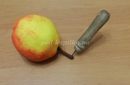 Яблука з пап'є-маше своїми руками (руками) Яблука з пап'є-маше своїми руками