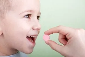 Дитина розмовляє в ніс, але соплів немає - можливі причини закладеності носоглотки (чим лікувати закладеність носа у дитини) Дитина розмовляє в ніс, але соплів немає - можливі причини закладеності носоглотки