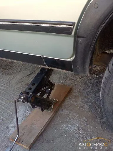 Заміна задніх гальмівних колодок на ваз 2108, 2109, 21099 і ваз 2113, 2114, 2115, ремонт авто (заміна) Заміна задніх гальмівних колодок на ваз 2108, 2109, 21099 і ваз 2113, 2114, 2115, ремонт авто