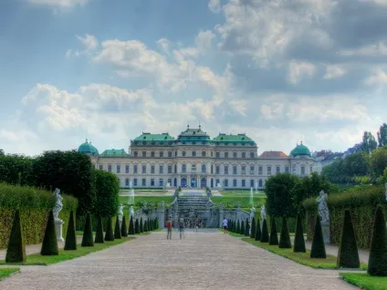 Замок бельведер (belvedere)