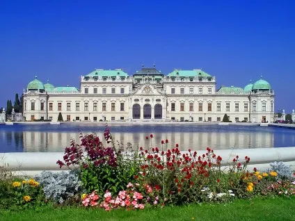 Замок бельведер (belvedere)