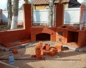 Альтанка з каміном