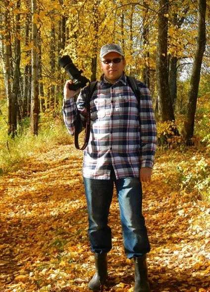 Чим відрізняються горобець будинковий і горобець польовий михайло соколів (михайло) Чим відрізняються горобець будинковий і горобець польовий михайло соколів