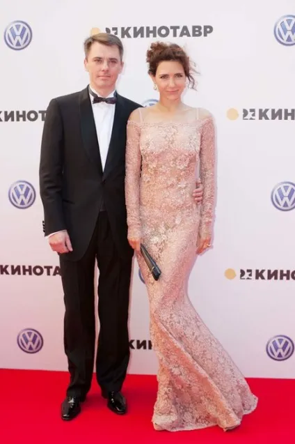 Катерина Клімова розповіла про зради і зраді игоря петренко, журнал cosmopolitan (розповіла) Катерина Клімова розповіла про зради і зраді игоря петренко, журнал cosmopolitan
