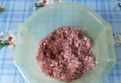 Фарш для чебуреків соковитий рецепт і секрети приготування