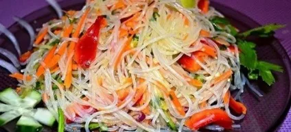 Фунчоза по-корейськи - рецепти салату з морквою, овочами, м'ясом (фунчоза) Фунчоза по-корейськи - рецепти салату з морквою, овочами, м'ясом