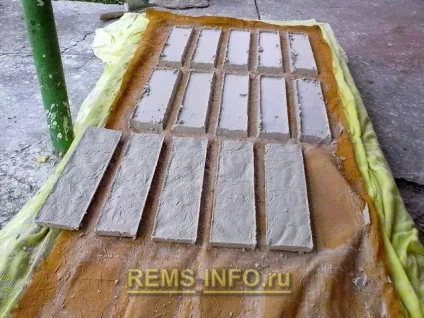 Гіпсова плитка під цеглу ллємо самі і використовуємо для декору стін
