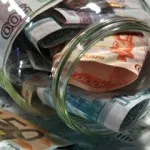 Які підходи дієві, щоб збирати і відкладати гроші