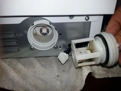 Як почистити фільтр в пральній машині lg, samsung, whirlpool, bosch, electrolux, indesit, (пральної) Як почистити фільтр в пральній машині lg, samsung, whirlpool, bosch, electrolux, indesit,