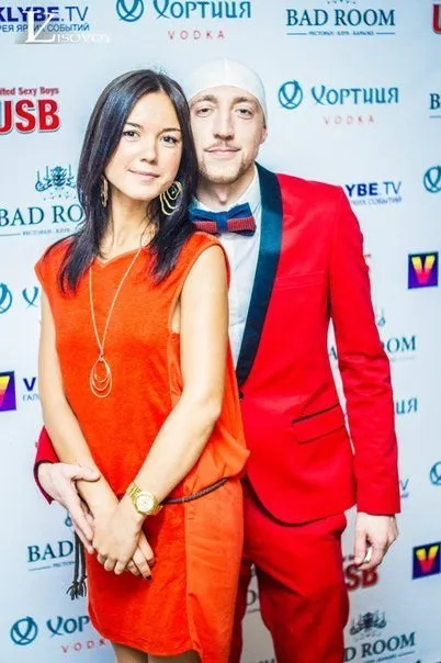 Резиденти comedy club і їх прекрасні дружини (фото) (своє особисте життя) Резиденти comedy club і їх прекрасні дружини (фото)