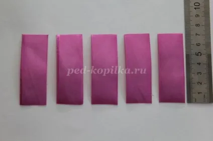 Гумки для волосся з атласної стрічки своїми руками