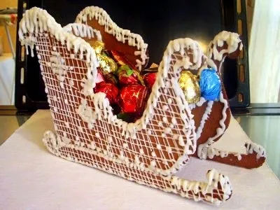 Як зробити конфетніцу - сани Діда Мороза - своїми руками (упаковка для подарунка) Як зробити конфетніцу - сани Діда Мороза - своїми руками