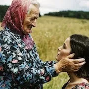 До чого сниться покійна бабуся сонник бабуся померла
