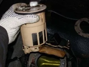Коли треба міняти паливний фільтр (як часто міняти паливний фільтр) Коли треба міняти паливний фільтр