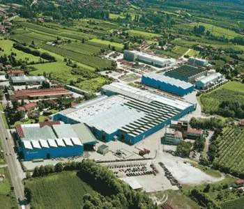 компанія casagrande