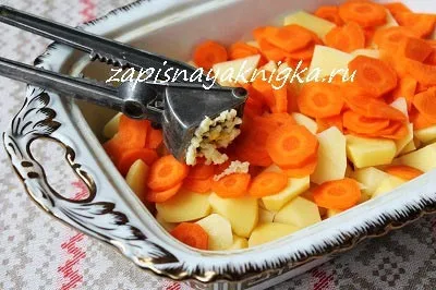 Картопля зі сметаною в духовці (картопля зі сметаною) Картопля зі сметаною в духовці