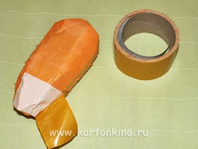 Полуниця з цукерок своїми руками