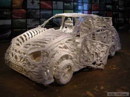 Кістки автомобільних скелетів - незвичайні машини (автомобільних) Кістки автомобільних скелетів - незвичайні машини