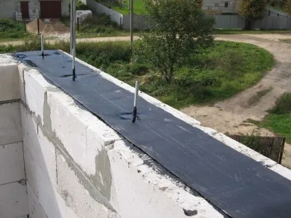 Кріплення крокв до цегляної стіни робити потрібно правильно, kladka kirpicha (стіні) Кріплення крокв до цегляної стіни робити потрібно правильно, kladka kirpicha