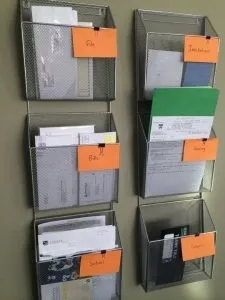 Лотки для паперу і журналів (лоток для журналів) Лотки для паперу і журналів