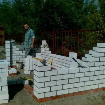 Літній душ з цегли на дачі своїми руками фото, відео, як зробити цегляний душ (зробити) Літній душ з цегли на дачі своїми руками фото, відео, як зробити цегляний душ