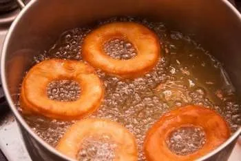 Масло для фритюру - яке вибрати і як часто міняти