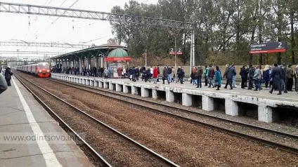 Масові скасування електричок розгнівали пасажирів (скасування) Масові скасування електричок розгнівали пасажирів