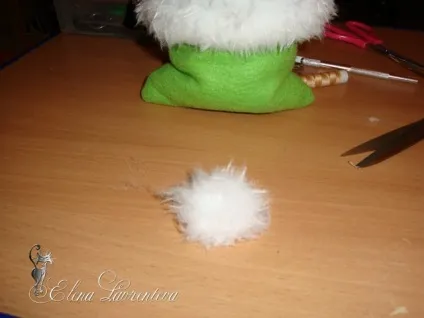 Малюк в мішечку