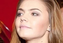 Налякана мама ховається в кутку, але подивіться, що відбувається, коли вона бачить свого цуценя (налякана мама) Налякана мама ховається в кутку, але подивіться, що відбувається, коли вона бачить свого цуценя