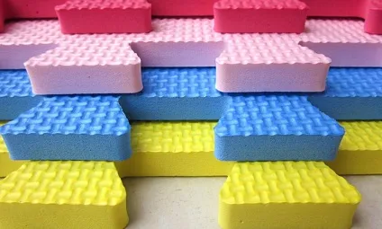 М'яка підлога для дитячих кімнат пазли - види, плюси і мінуси, склад, укладка, догляд (плюси) М'яка підлога для дитячих кімнат пазли - види, плюси і мінуси, склад, укладка, догляд