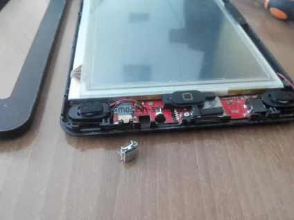 Неможливо зарядити телефон електронна книга! Розбирання, заміна роз'єму usb і ремонт роз'єму живлення на wexler (електронна) Неможливо зарядити телефон електронна книга! Розбирання, заміна роз'єму usb і ремонт роз'єму живлення на wexler